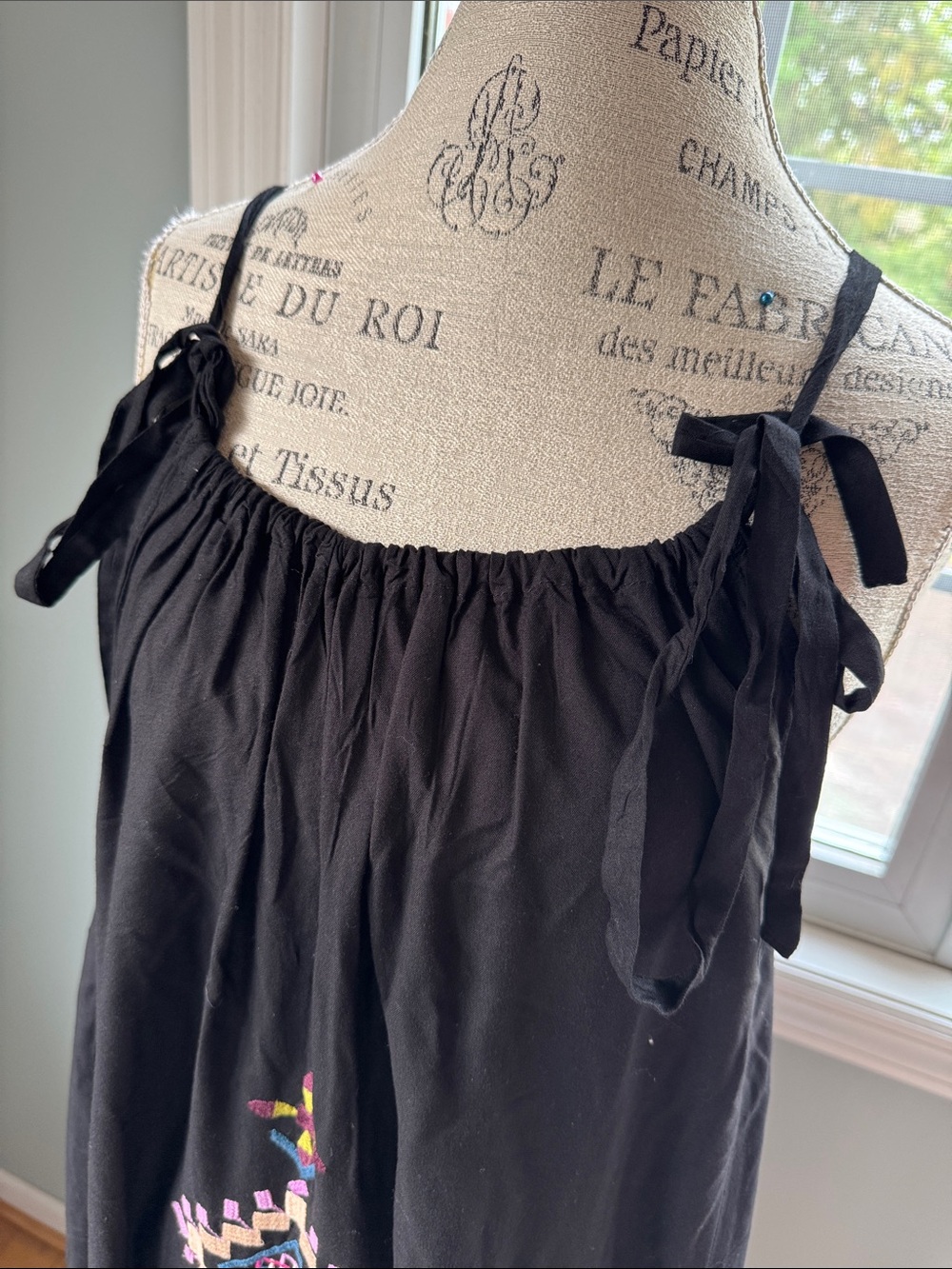 Anthropologie boho spaghetti strap black viscose embroidered full dress EUC S/M - Picture 4 of 10
